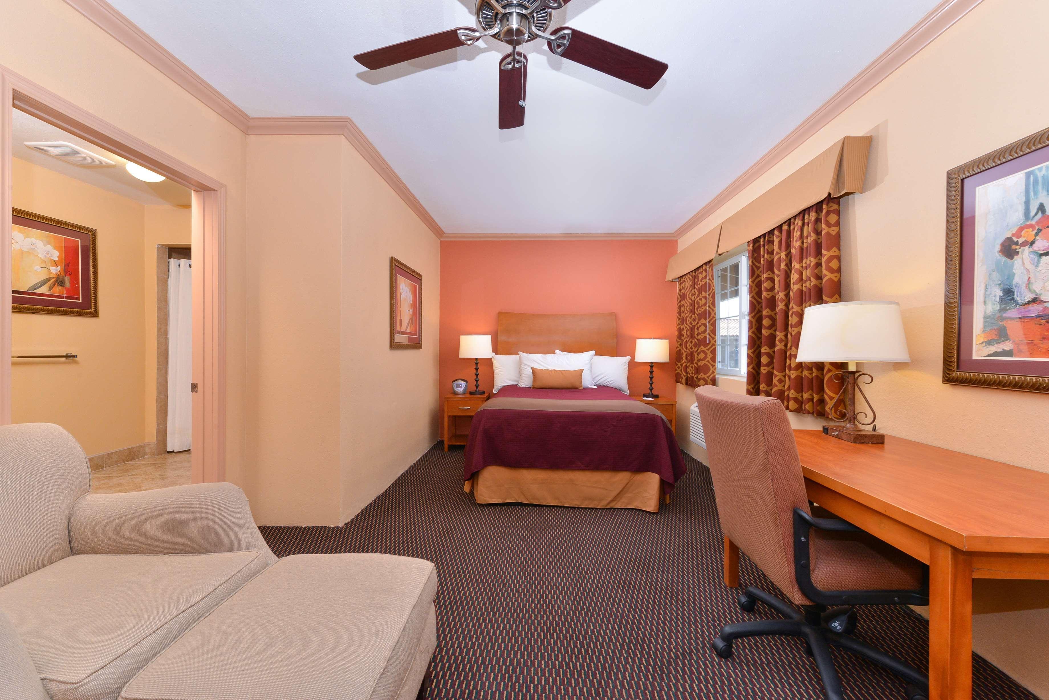 Americas Best Value Inn - Porterville Bagian luar foto